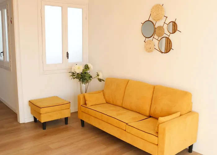 Hamilton 3*