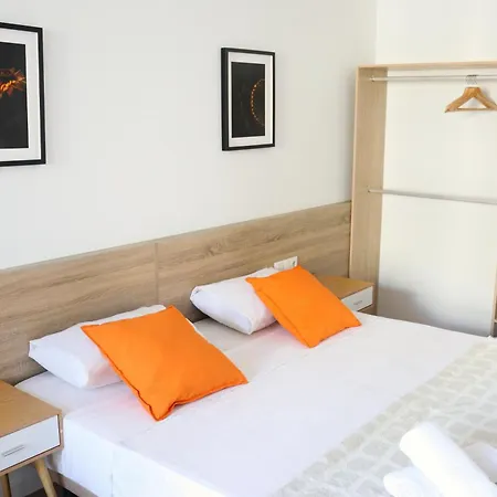Gasthuis Hamilton 3*